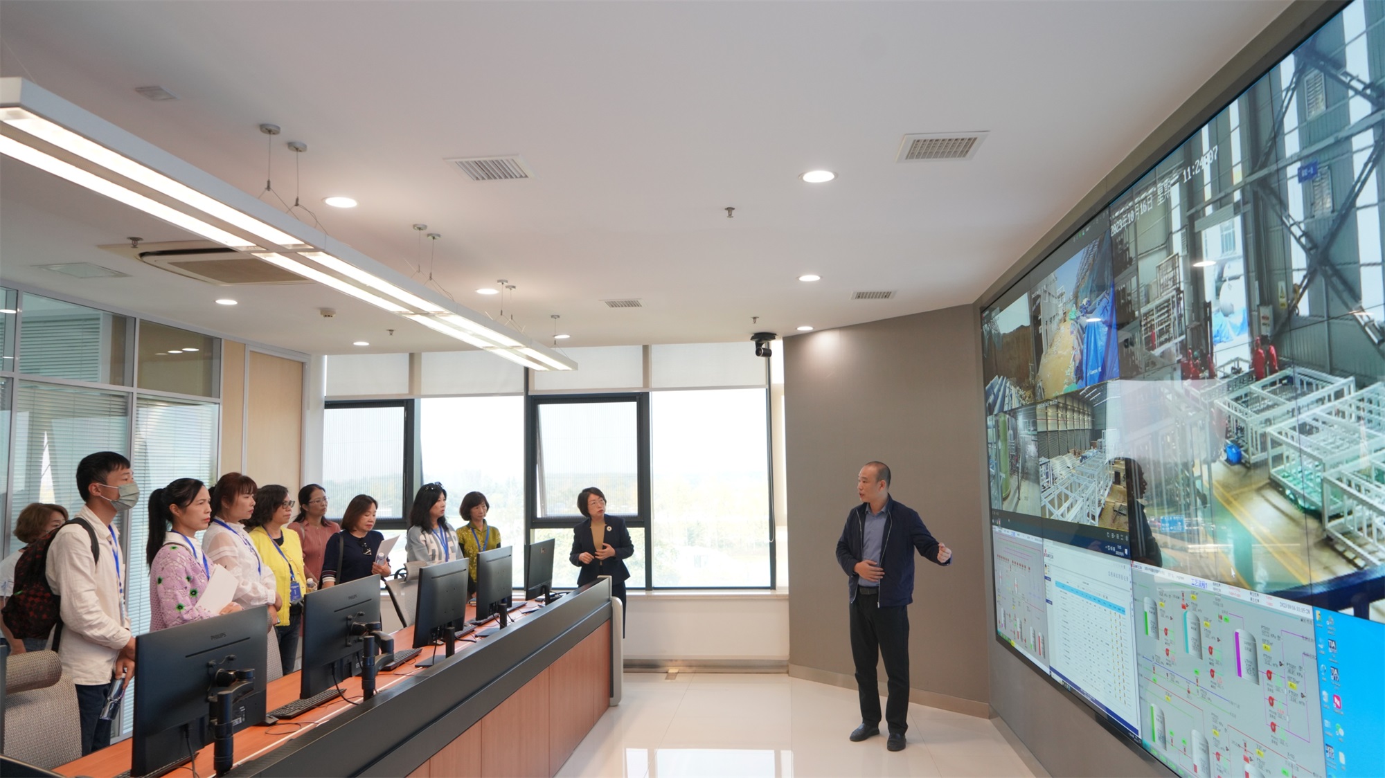 ݷݷ������������������������ӳ������